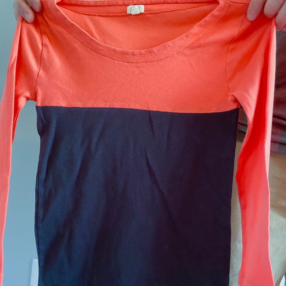 Navy and salmon color block 3/4 length sleeve